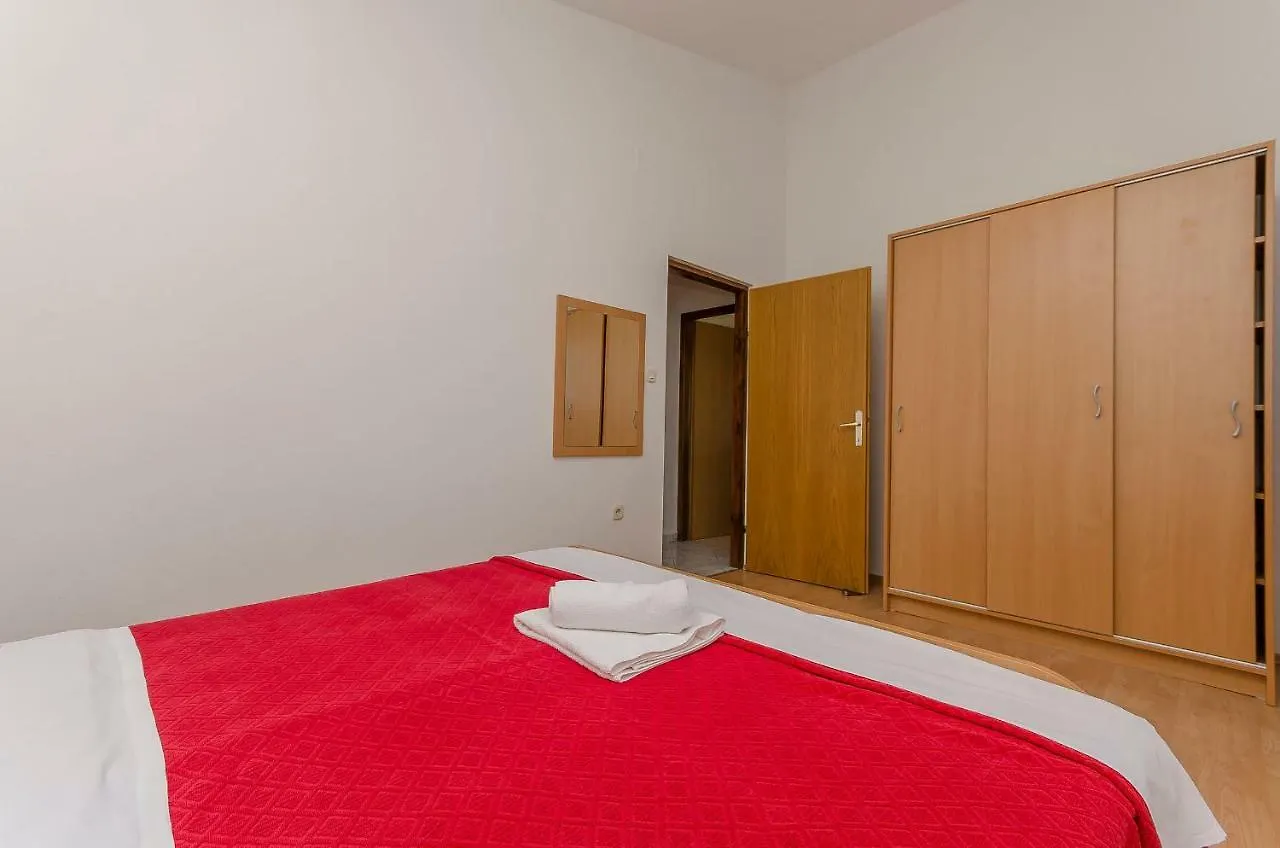 Apartments Sklopina Starigrad Paklenica