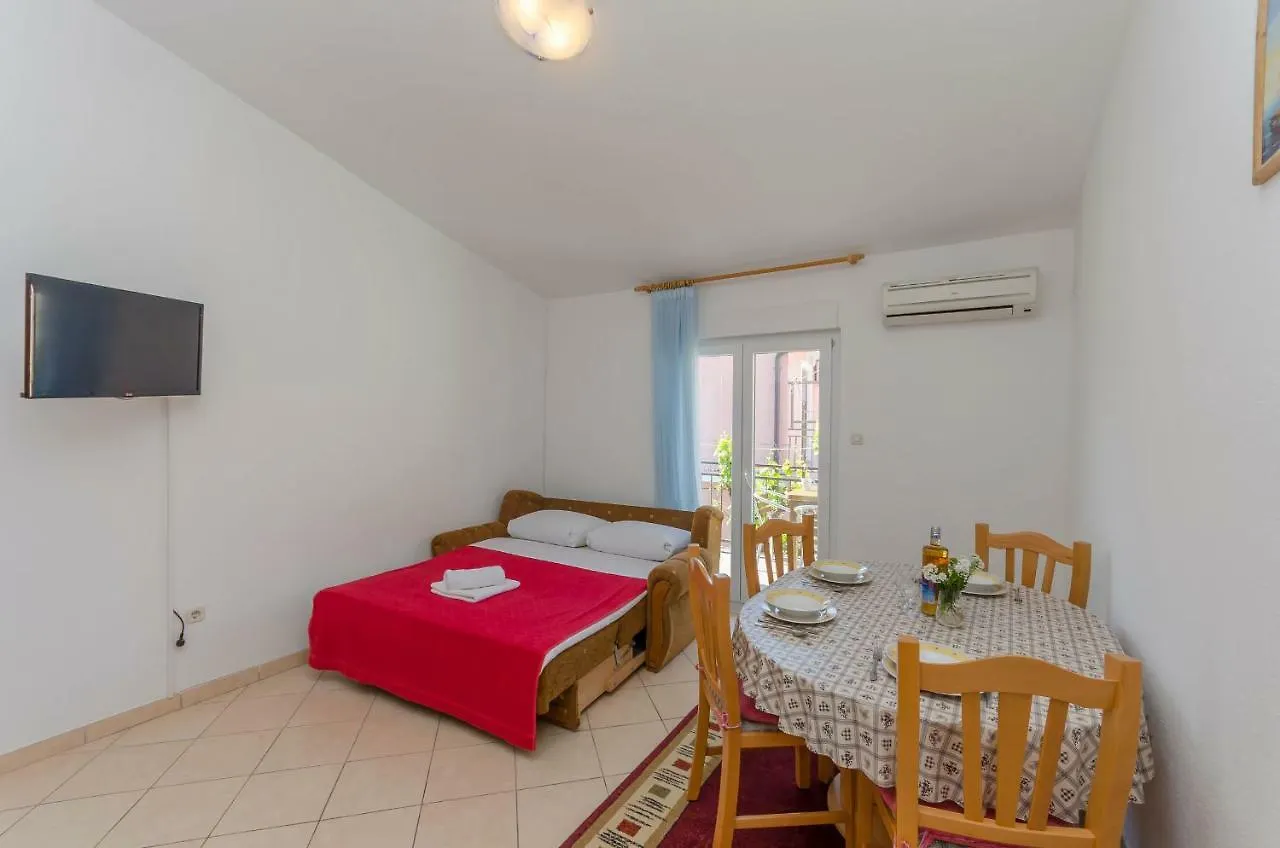Apartments Sklopina Starigrad Paklenica