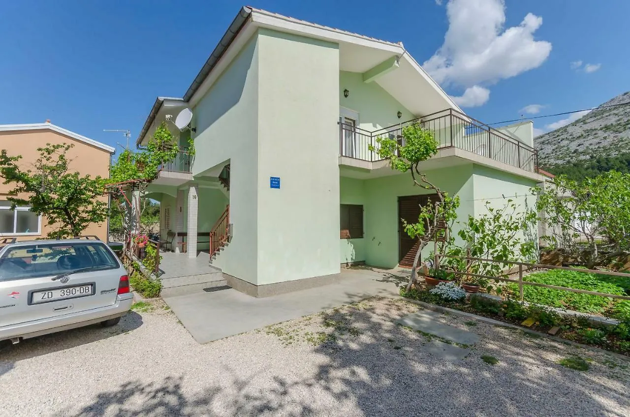 Apartments Sklopina Starigrad Paklenica